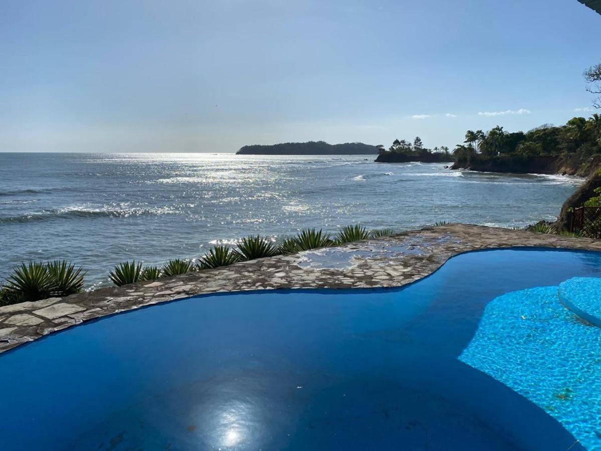 Oceanfront Bungalows - Paradise Rentals Santa Catalina Exteriör bild