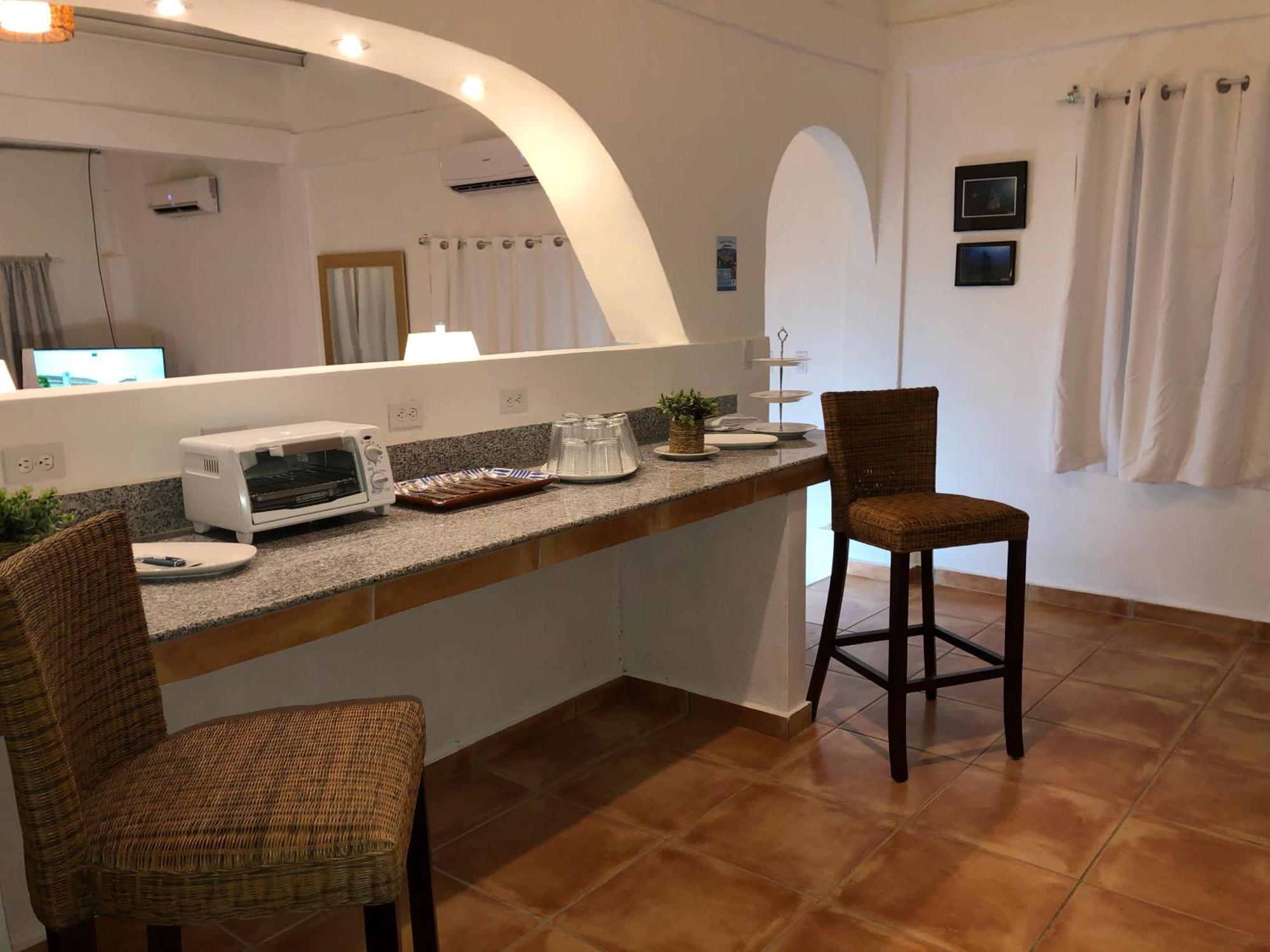 Oceanfront Bungalows - Paradise Rentals Santa Catalina Exteriör bild