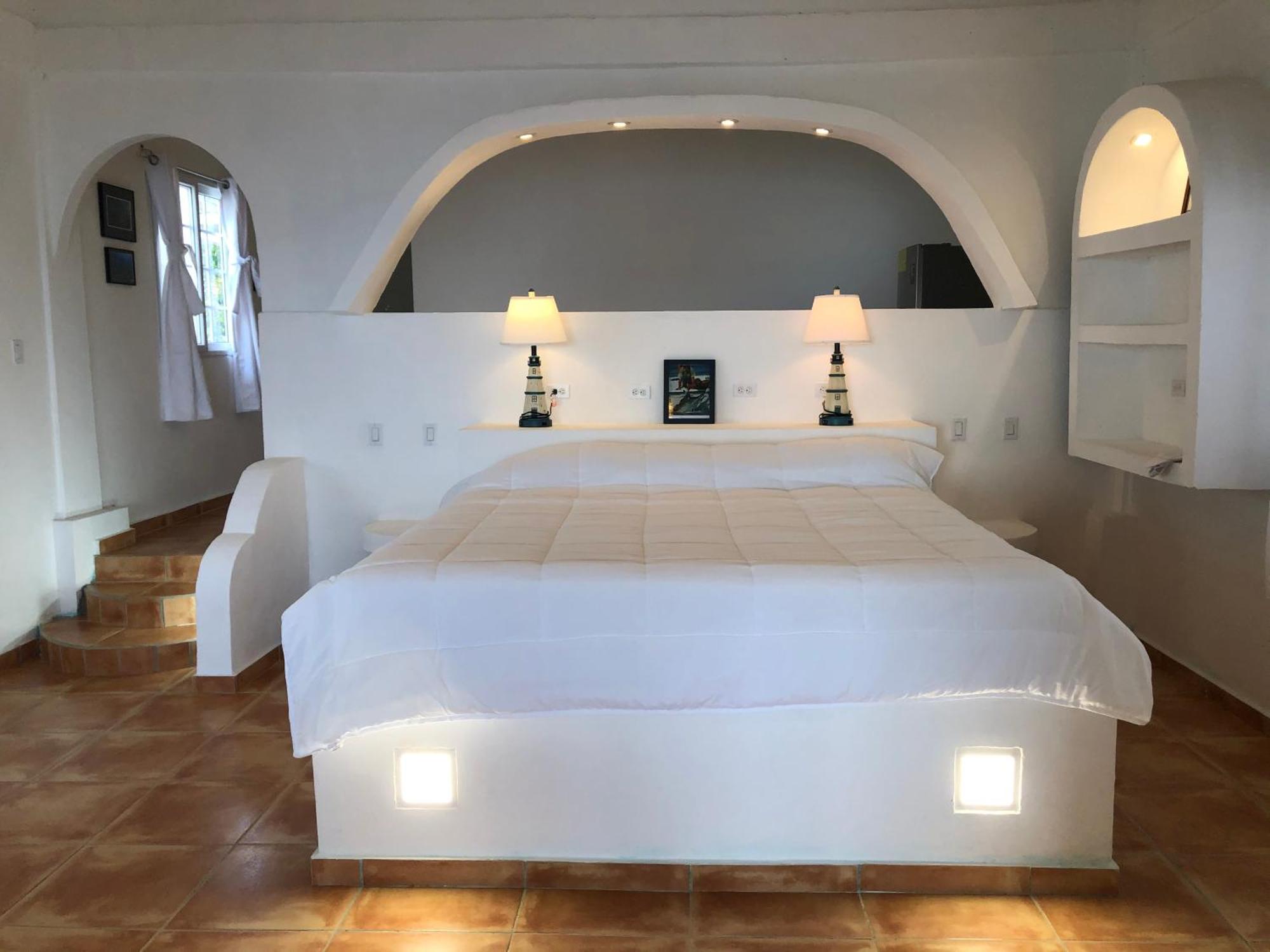 Oceanfront Bungalows - Paradise Rentals Santa Catalina Exteriör bild